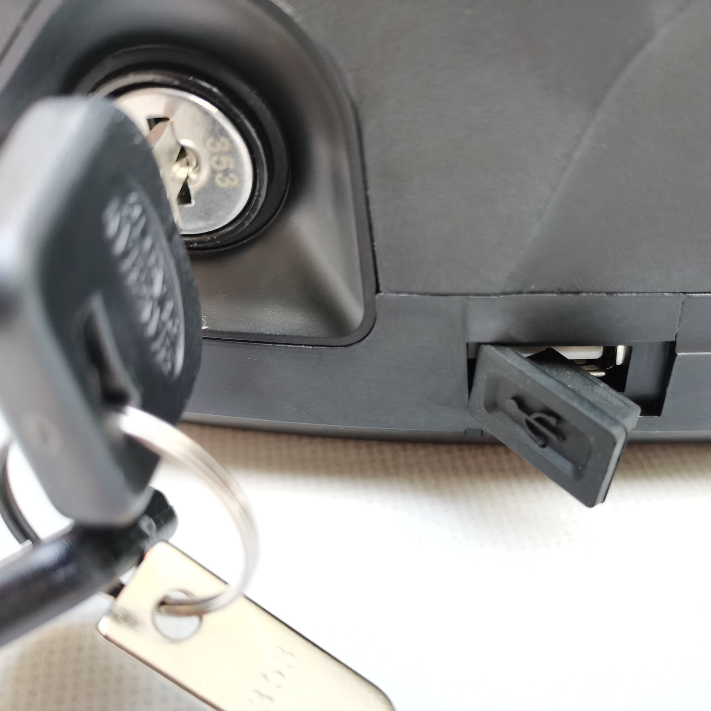 52V 12Ah lithium battery